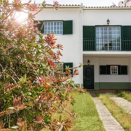 Nyaraló Jardim Da Lagoa